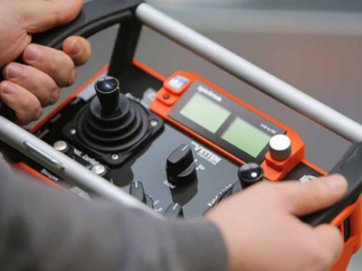 Teilnehmer einer Kranführerausbildung bei VETTEN Krane GmbH