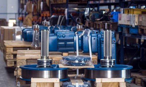 Ersatzteile und Verschleißteile für Krane